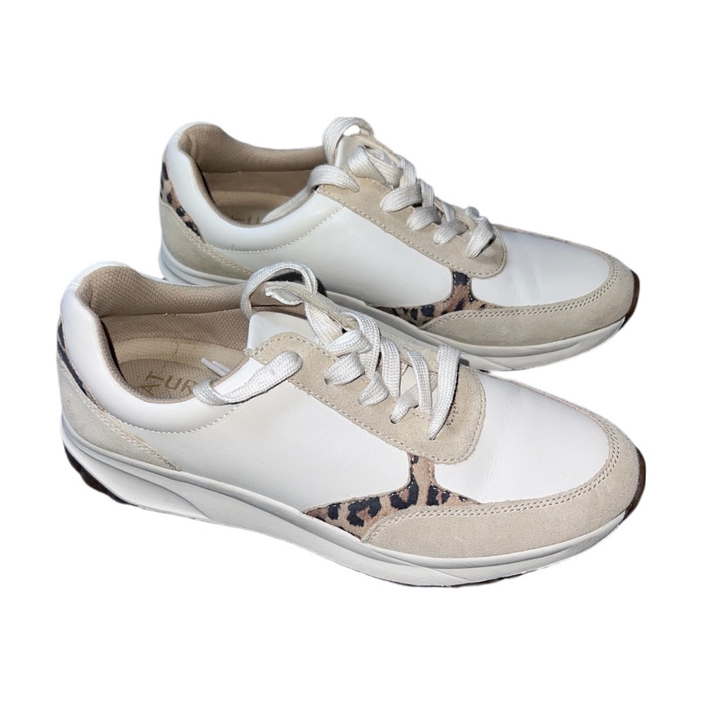 Naturalizer Women’s Sneakers White Beige Leopard Print Size 7 - Picture 3 of 9